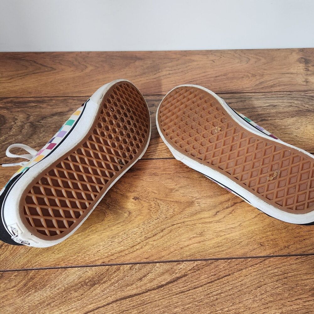 VANS Multi Colored Checkerboard Canvas Sneakers Women’s Size 6 Shoe Off the wall - Picture 7 of 7
